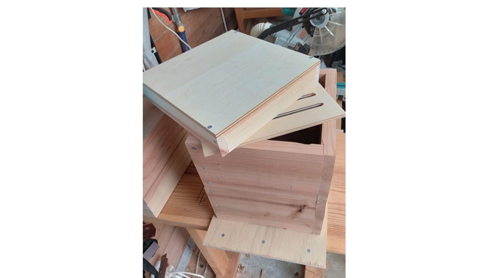 日本蜜蜂重箱式巣箱ハニーズハウス!超訳あり特価!送料無料! 日本 日本蜜蜂重箱式巣箱ハニーズハウス!超訳あり特価!送料無料! 日本